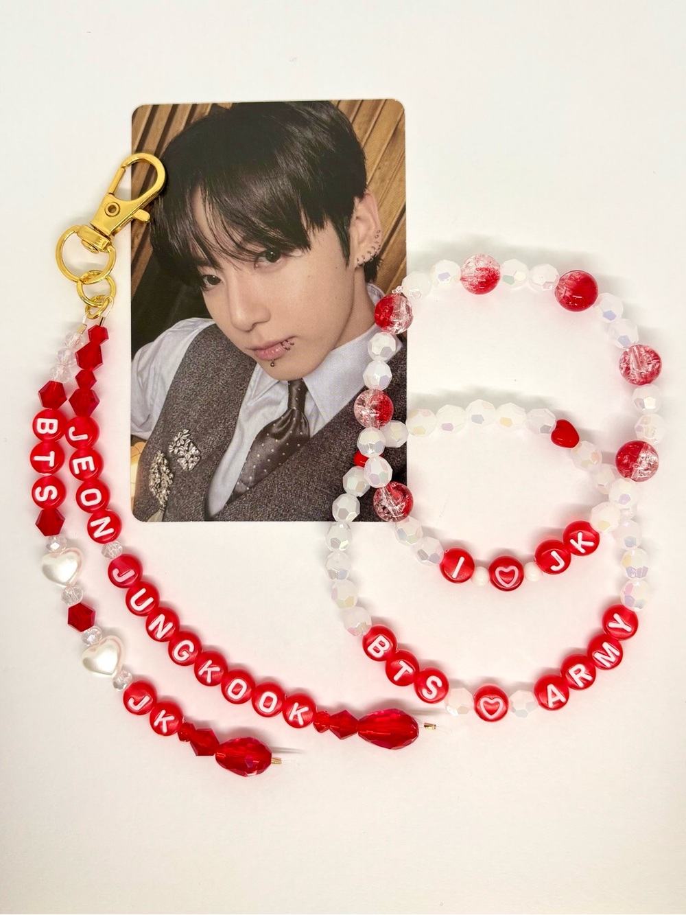 (4pcs) BTS JUNGKOOK BIAS BRACELET KEYCHAIN PHOTOCARD BUNDLE